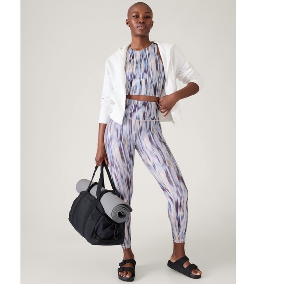 Athleta Elation Ultra High Rise 7/8 Legging - Picture 4 of 15